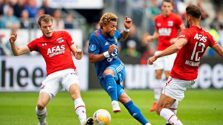 Feyenoord na remise nu vijf punten achter op PSV