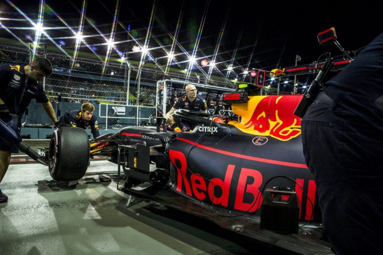 Verstappen verrast met tweede plek in kwalificatie: ‘Totaal onverwacht’