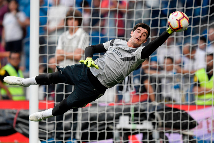 Het is zover: Thibaut Courtois maakt debuut voor Real Madrid