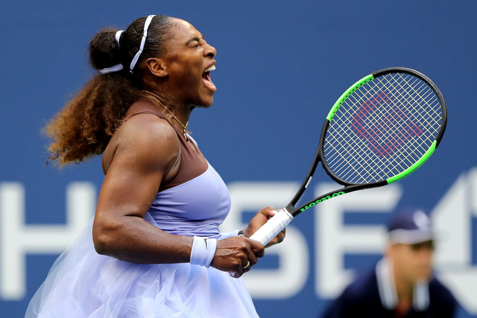 Serena Williams in drie sets langs bedwingster Halep