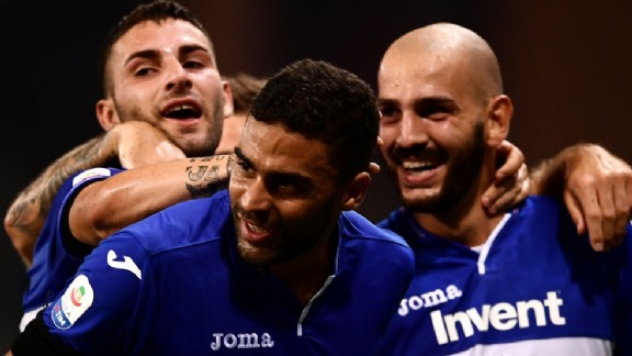 Napoli loopt tegen eerste nederlaag aan; Hateboer en De Roon onderuit
