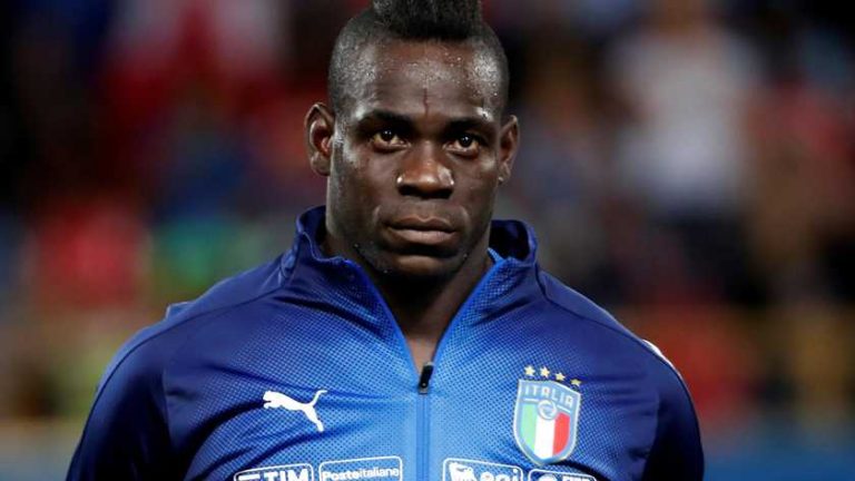 Mancini laat Balotelli vallen