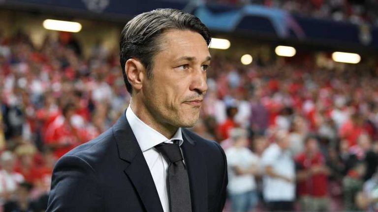 Bayern voelt hete adem Ajax