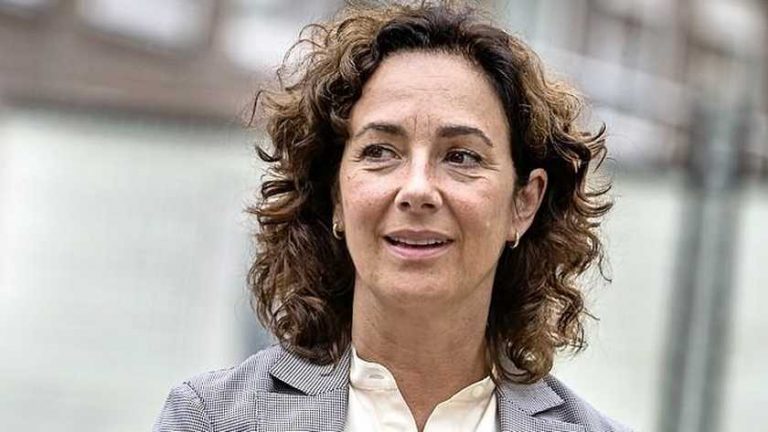 Ajax wil ook bij staking politie gewoon spelen