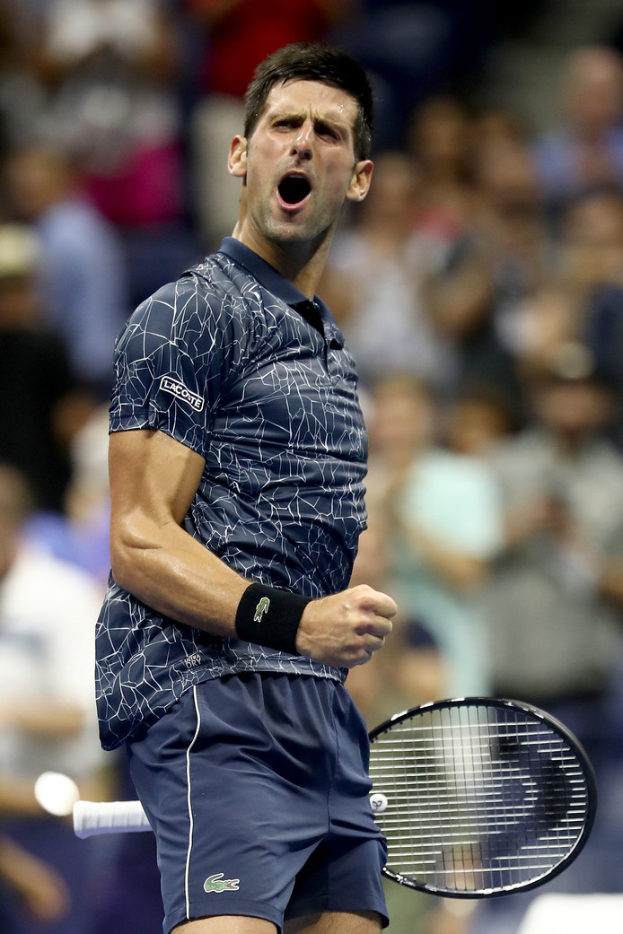 Djokovic kinderlijk eenvoudig naar laatste vier in New York