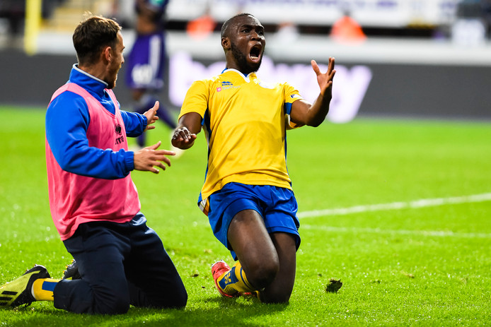 Anderlecht blameert zich in beker tegen kleine broer