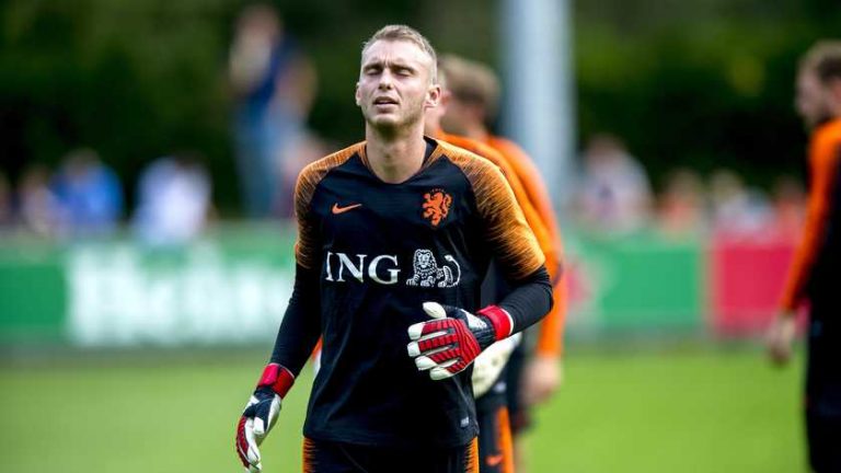 Cillessen eerste doelman Oranje