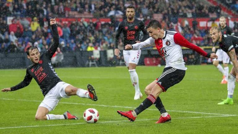 Berghuis de wereld over: ’Worst dive in football history’