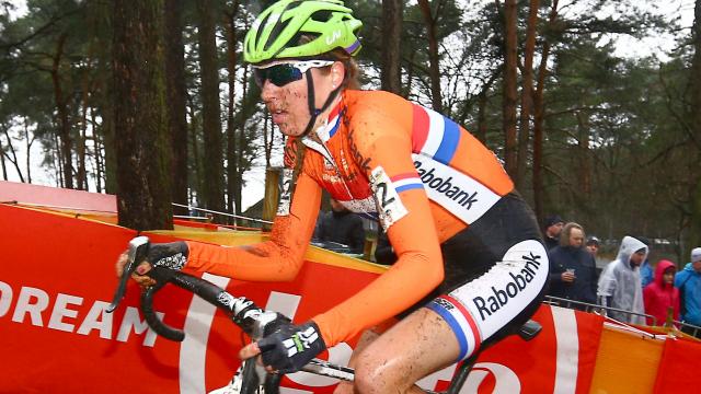 Korevaar vervangt gehavende Stultiens in selectie WK wielrennen
