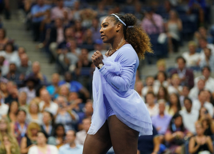 Serena Williams zonder problemen naar finale