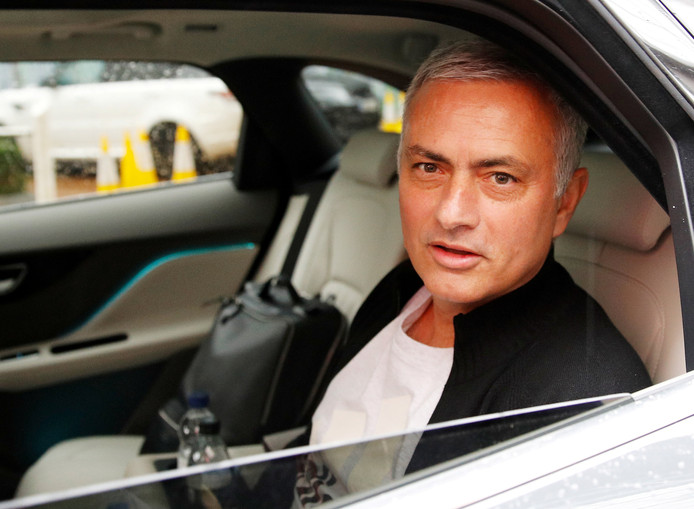 Mourinho betaalt 600.000 euro bij uitchecken bij hotel