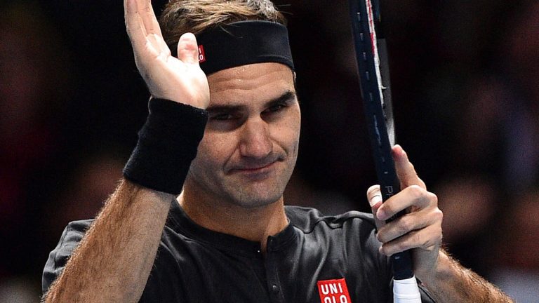 Federer klopt Berrettini en doet weer volop mee bij ATP Finals