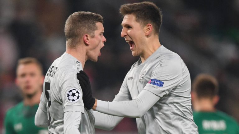 Bosz overwintert met Leverkusen, Real en PSG spelen gelijk