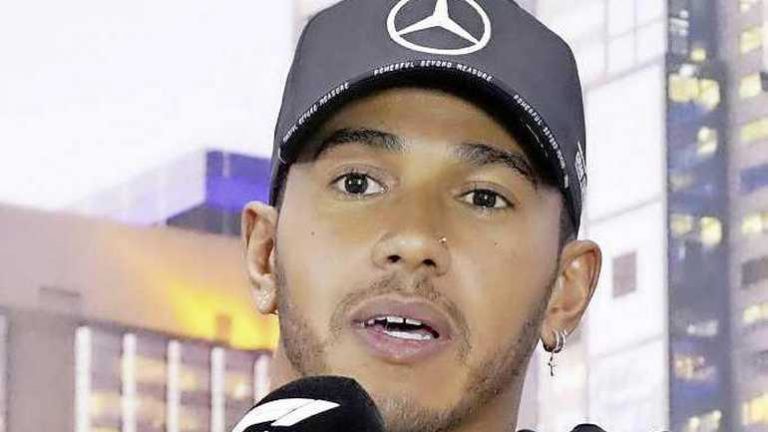 Lewis Hamilton mist het racen: ’Ik voel me leeg’
