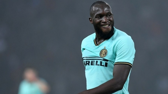 Lukaku doet onthulling: ‘Ik zweer dat er 23 van de 25 spelers ziek waren’
