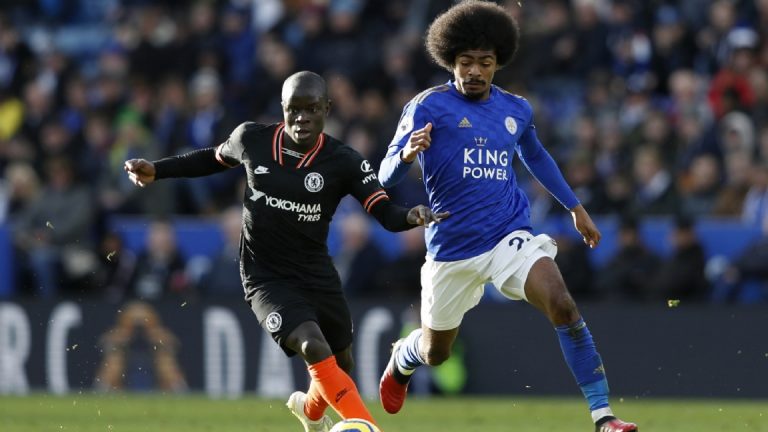 ‘Ook Barcelona meldt zich met ruilvoorstel in strijd om N’Golo Kanté’