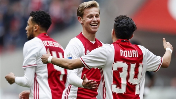 Frenkie de Jong: ‘Appie Nouri kwam gelijk naar me toe, dat was heel fijn’