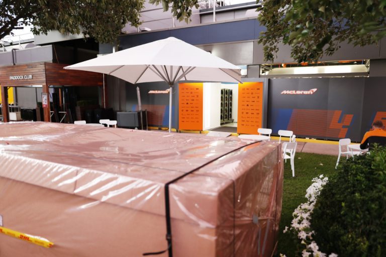 Norris en Sainz solidair met collega’s, McLaren-personeel op verlof ter besparing