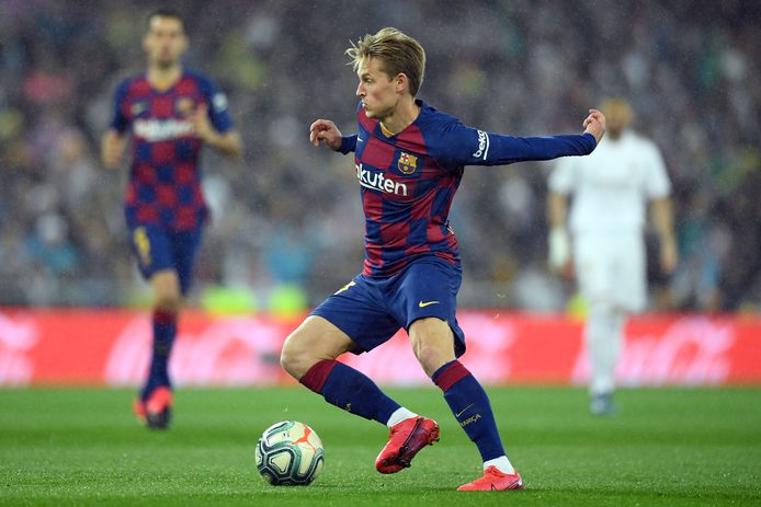 Chaos bij Barça duurt voort: club dreigt met rechtszaak tegen voormalige vice-voorzitter