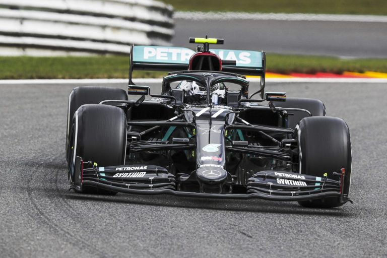 VT1: Verstappen volgt op Spa in het spoor van snel Mercedes-duo