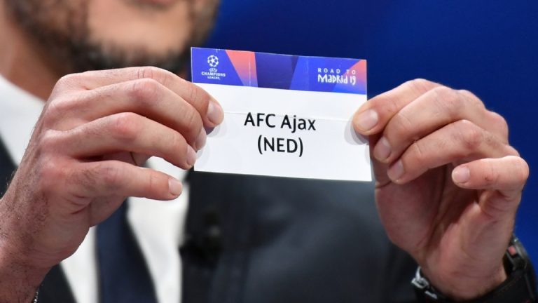 Ajax dankzij winst van Sevilla dichterbij gunstige Pot 2 in Champions League