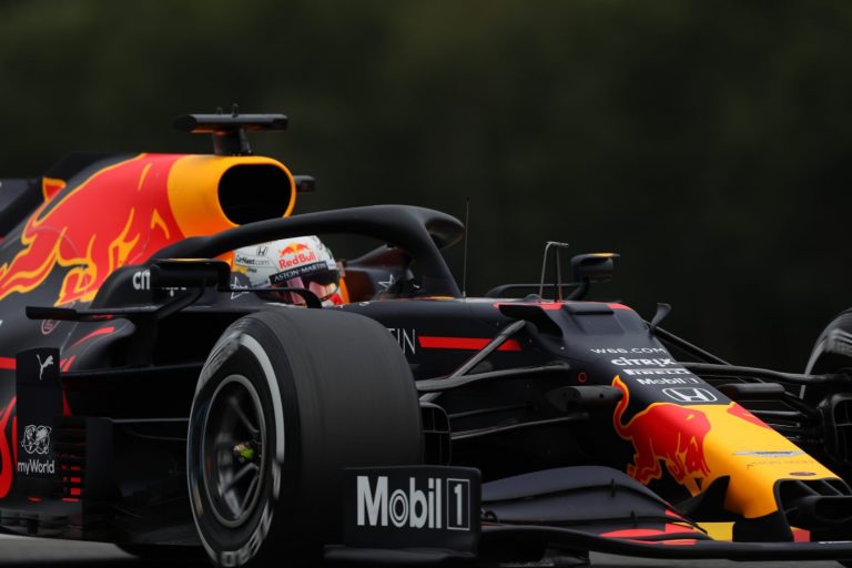 VT2: Verstappen nipt voor Ricciardo en Hamilton, Ferrari’s niet vooruit te branden
