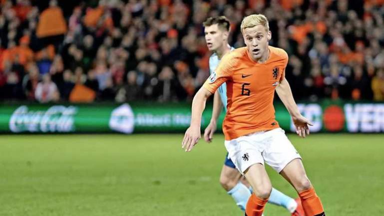 Donny van de Beek mist training Oranje door keuring bij Manchester United