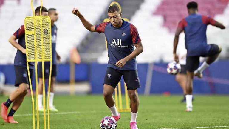 Mbappé: ’Wil met PSG geschiedenis schrijven voor het Franse voetbal’