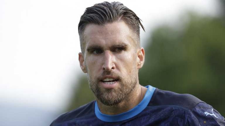 Het Olympique Marseille van Kevin Strootman meldt nóg drie coronabesmettingen