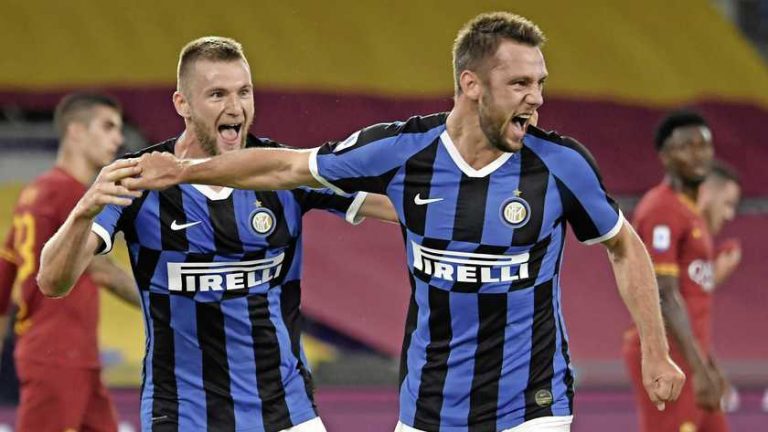 Stefan de Vrij verkozen tot beste verdediger van Serie A
