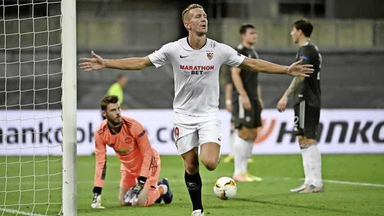 Luuk de Jong schiet Sevilla naar finale Europa League