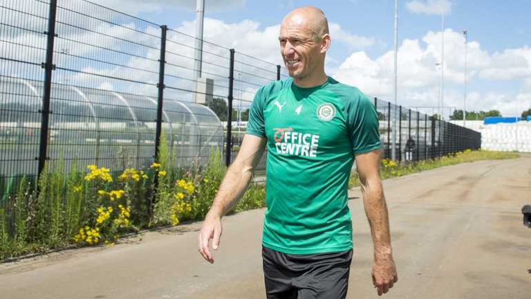 Arjen Robben mikt tegen Almere City op rentree
