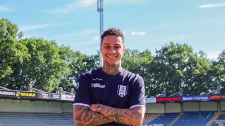 Verrassing: Gregory van der Wiel krijgt kans bij RKC Waalwijk
