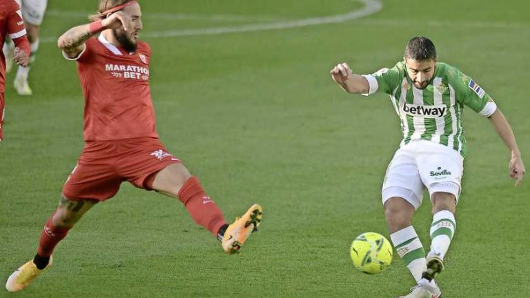 Derby van Sevilla eindigt onbeslist, vervanger Luuk de Jong maakt indruk
