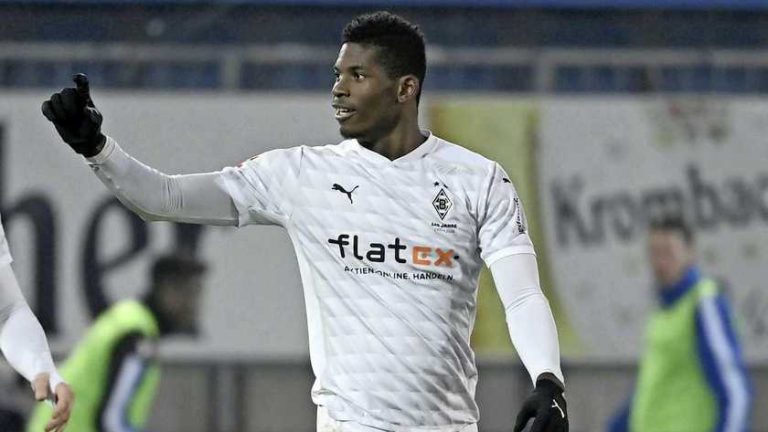 Gladbach zonder Embolo na ’illegaal feestje’