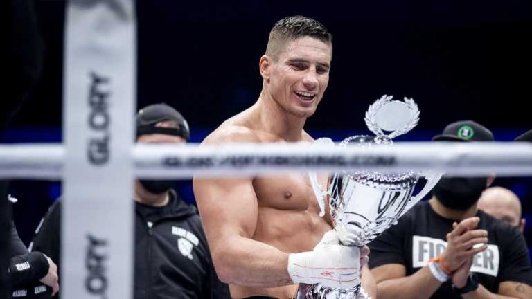 Rico Verhoeven oppermachtig in Ahoy
