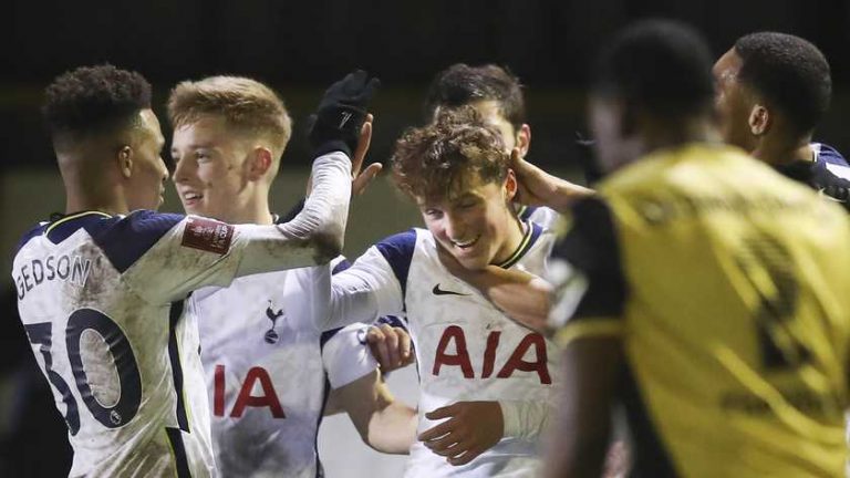 Sprookjesdebuut voor 16-jarige Alfie Devine bij Tottenham Hotspur