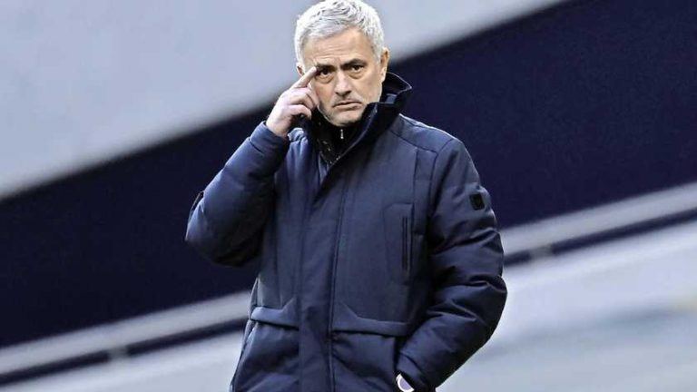 Sprookje Brentford ten einde: Mourinho en Bergwijn naar finale League Cup