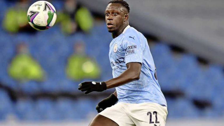 Manchester City-speler Benjamin Mendy breekt coronaregels bij nieuwjaarsfeest