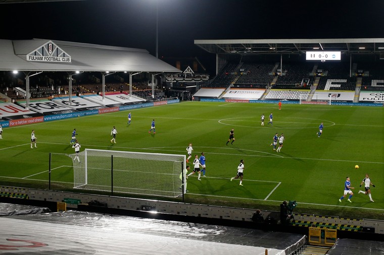 Schaamrood in Premier League: recordaantal besmettingen gemeld