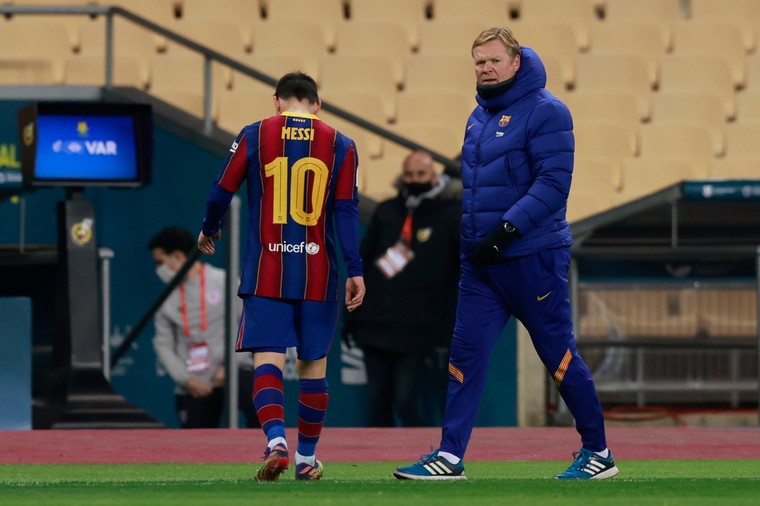 Koeman glimlacht om Messi-belangstelling: ‘Ik heb ook interesse in Neymar en Mbappé’