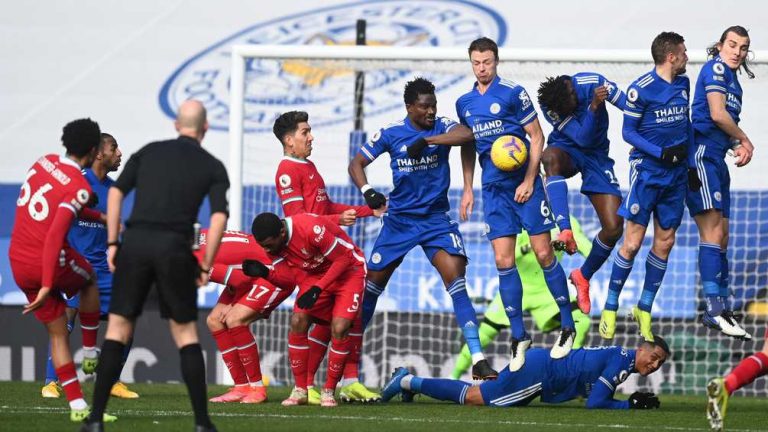 Leicester City knokt zich in het laatste kwartier langs Liverpool