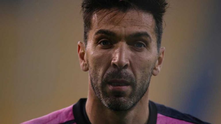 Opmerkelijk: Italiaanse bond legt Gianluigi Buffon boete op voor godslastering