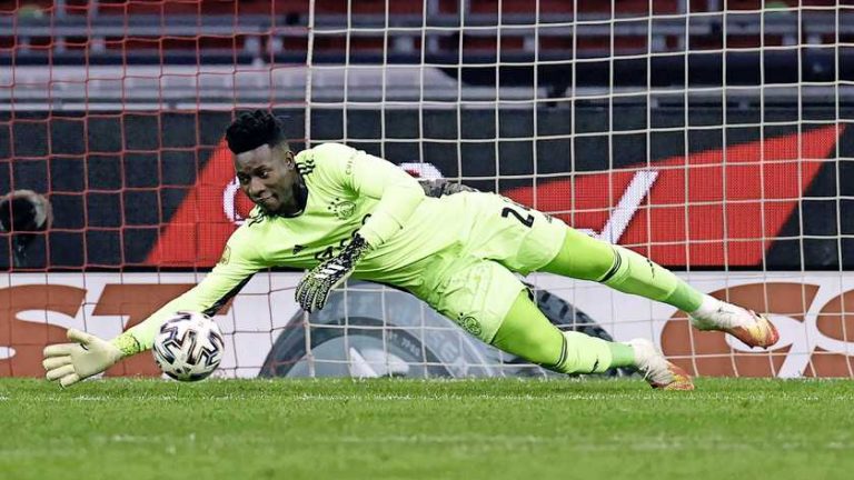 Ajax en Onana nog in gesprek over invulling schorsingsperiode