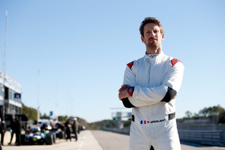 ‘Het voelde als thuiskomen’: Grosjean terug achter het stuur na F1-exit met megacrash
