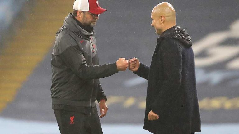 Coach Pep Guardiola van koploper Manchester City heeft in de aanloop naar de topper tegen landskampioen Liverpool, zondag op Anfield, flink uitgehaald naar zijn collega Jürgen Klopp.