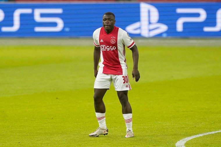 Ten Hag: ‘Zeer spijtige keuze Brobbey verandert zijn positie niet’