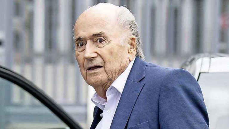 Nog eens bijna zeven jaar schorsing voor voormalig FIFA-baas Sepp Blatter