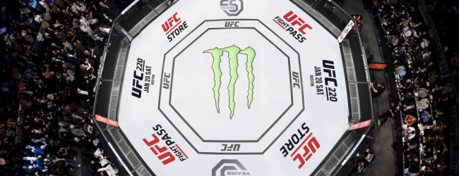 Aljamain Sterling tikt Conor McGregor van pound-for-pound rankings