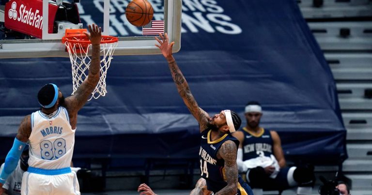 Zonder vedette James gaat Lakers hard onderuit, 76ers herstellen zich net op tijd tegen Warriors